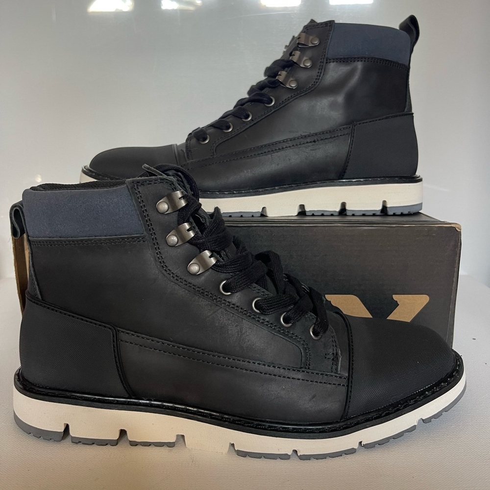 Territory Men's TITANTWO Cap Toe Ankle Boot Black Leather US 10M